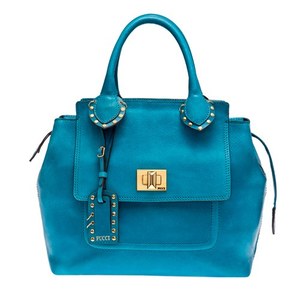 エミリオ・プッチから、鮮やかなカラーと機能性の高さが特徴の新作