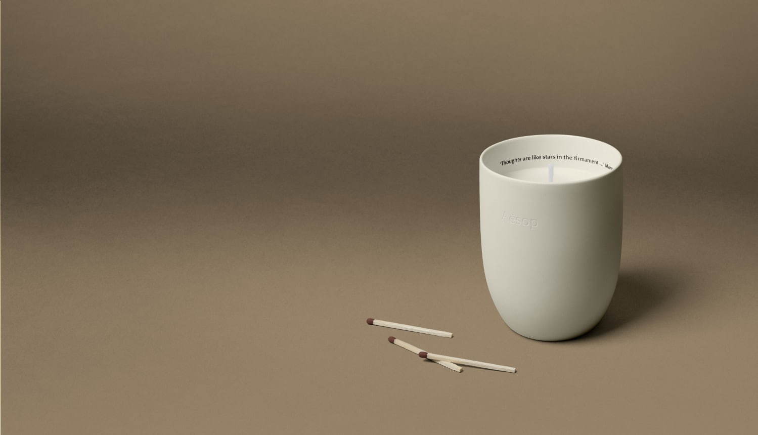 イソップ初のアロマキャンドル、星のように輝く灯り＆“古代天文学者