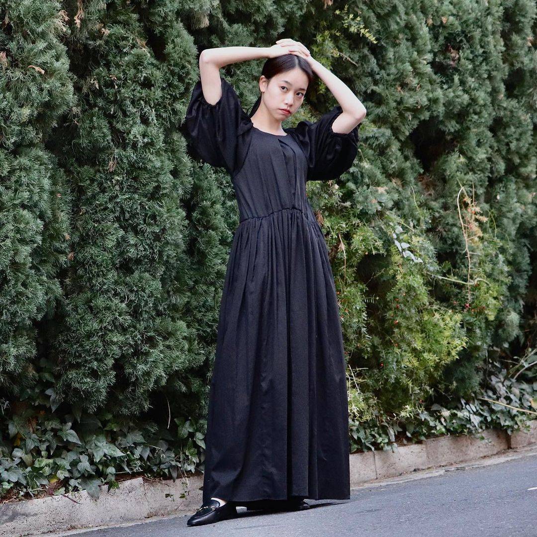 FUMIE=TANAKA / plain lace-up OP - コウズ リック クロのアイテム