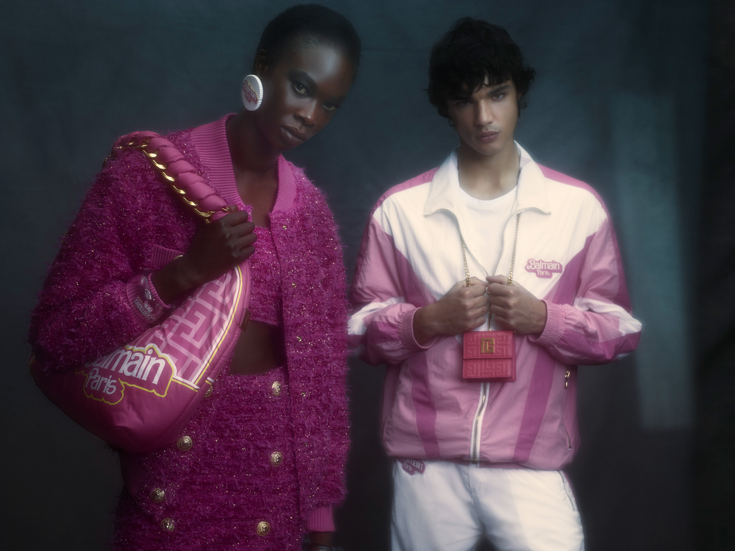 ギャップが初のNFTコレクションを発表、デジタルアートとフーディーを展開