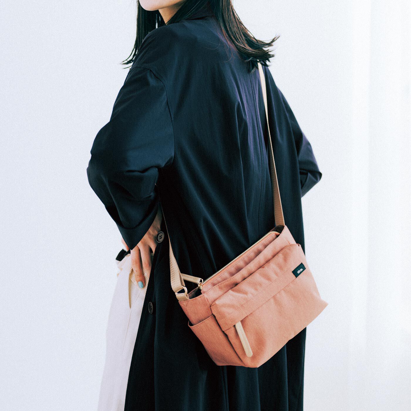 UP.de 9ポケットですっきり整とん 日常使いにちょうどいい はっ水