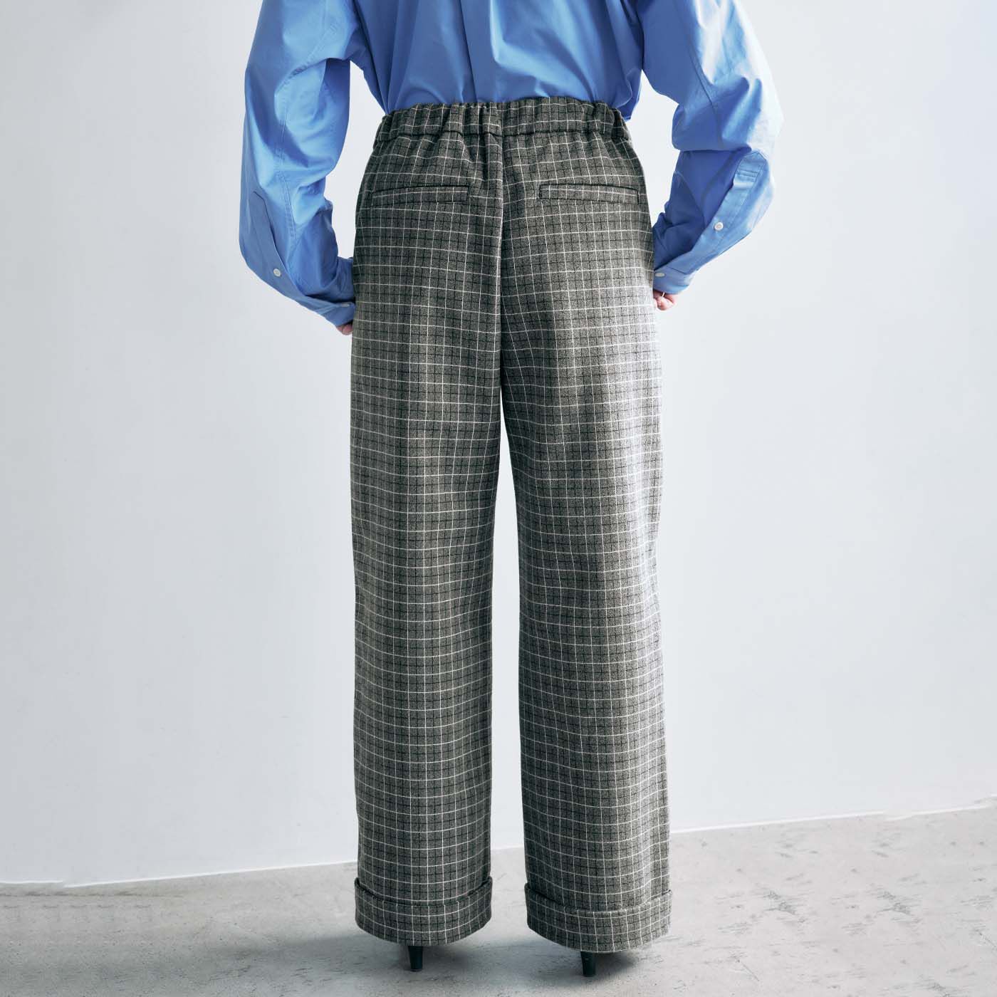 大人の女史会×frauglatt すそダブル仕上げ風で好バランス 伸びやか