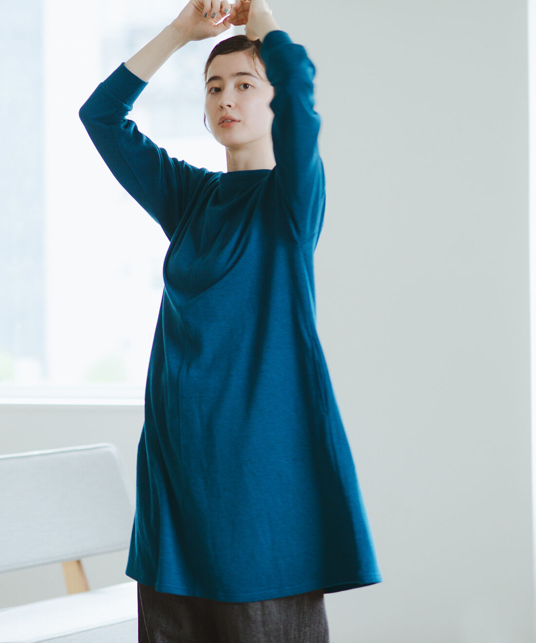 フラウグラット ふんわり軽やか♪ 裏起毛ニットソーのひらりチュニック