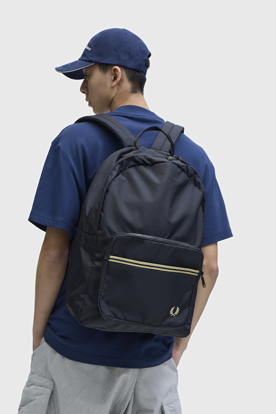 Tipped Tape Backpack(1SZ 102：BLACK): | FRED PERRY JAPAN