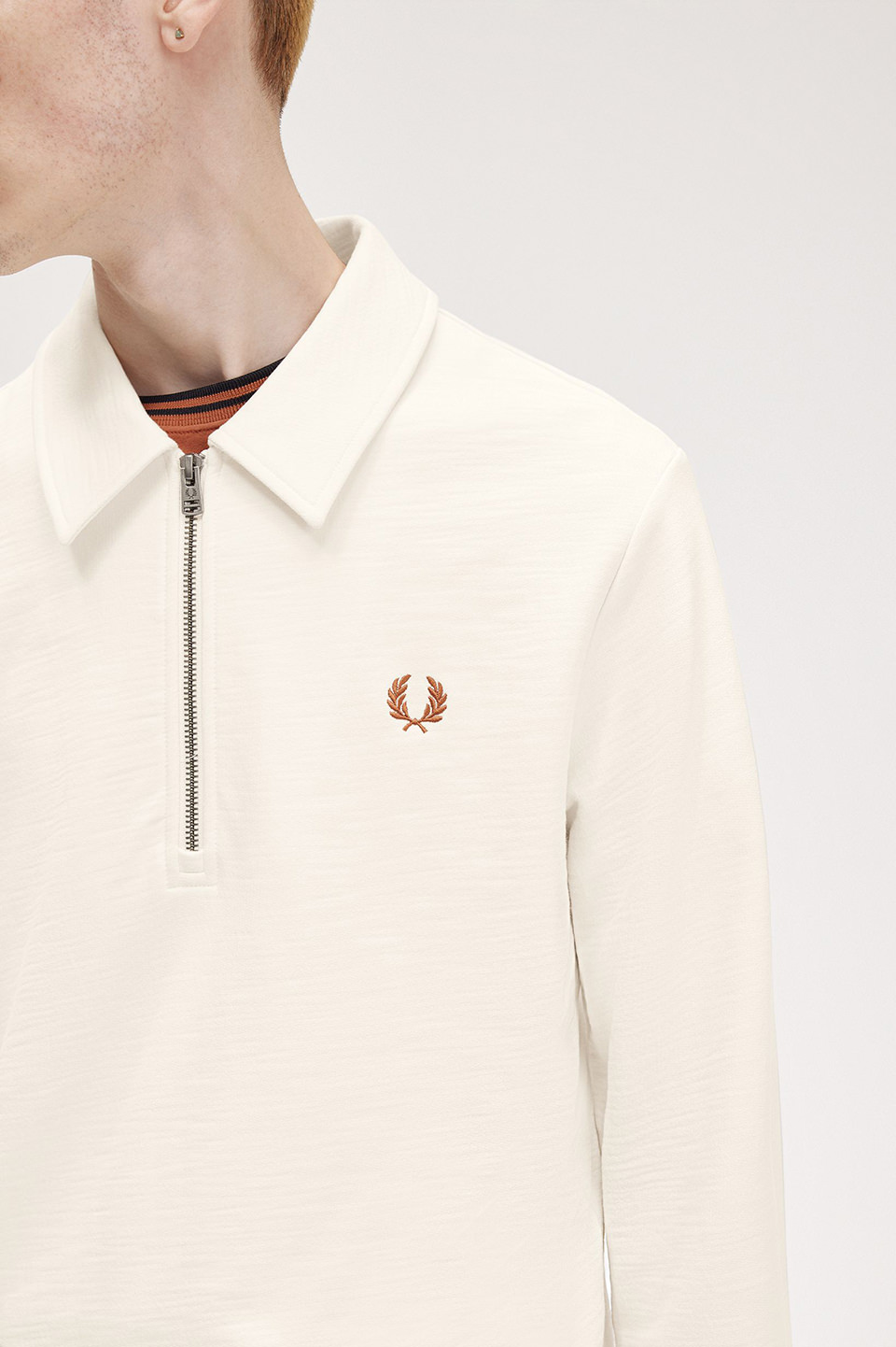 Zip Neck Collar Sweatshirt(M 560：ECRU): | FRED PERRY JAPAN