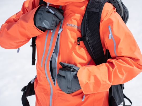 NORRONA 『 lofoten Gore-Tex Pro Jacket 』 | FULLMARKS
