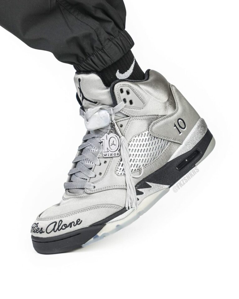 2025年 9/1 発売予定】NIKE AIR JORDAN 5 WINGS “Medium Grey/Black