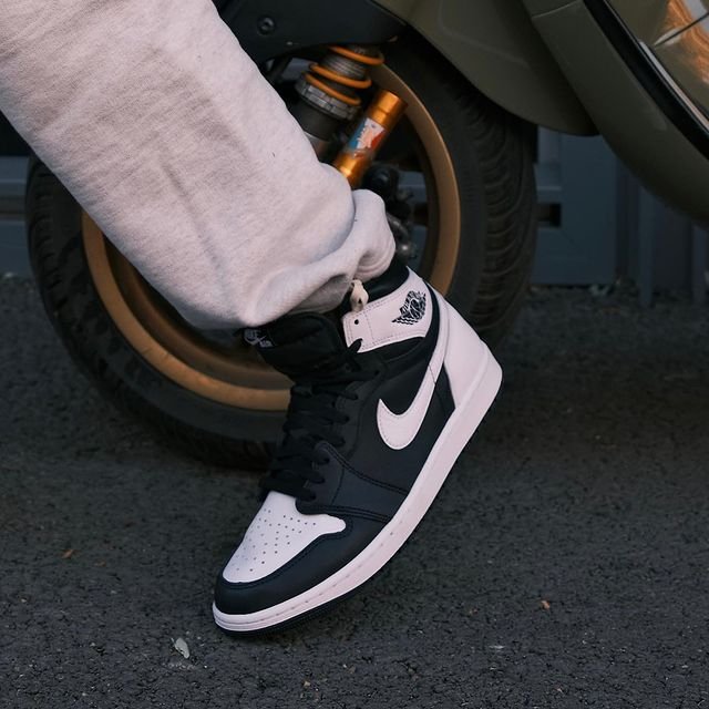 国内 2/3 発売】ナイキ エア ジョーダン 1 ハイ OG “リバースパンダ