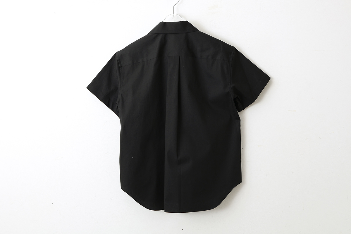 tao タオ 丸襟半袖ブラウス