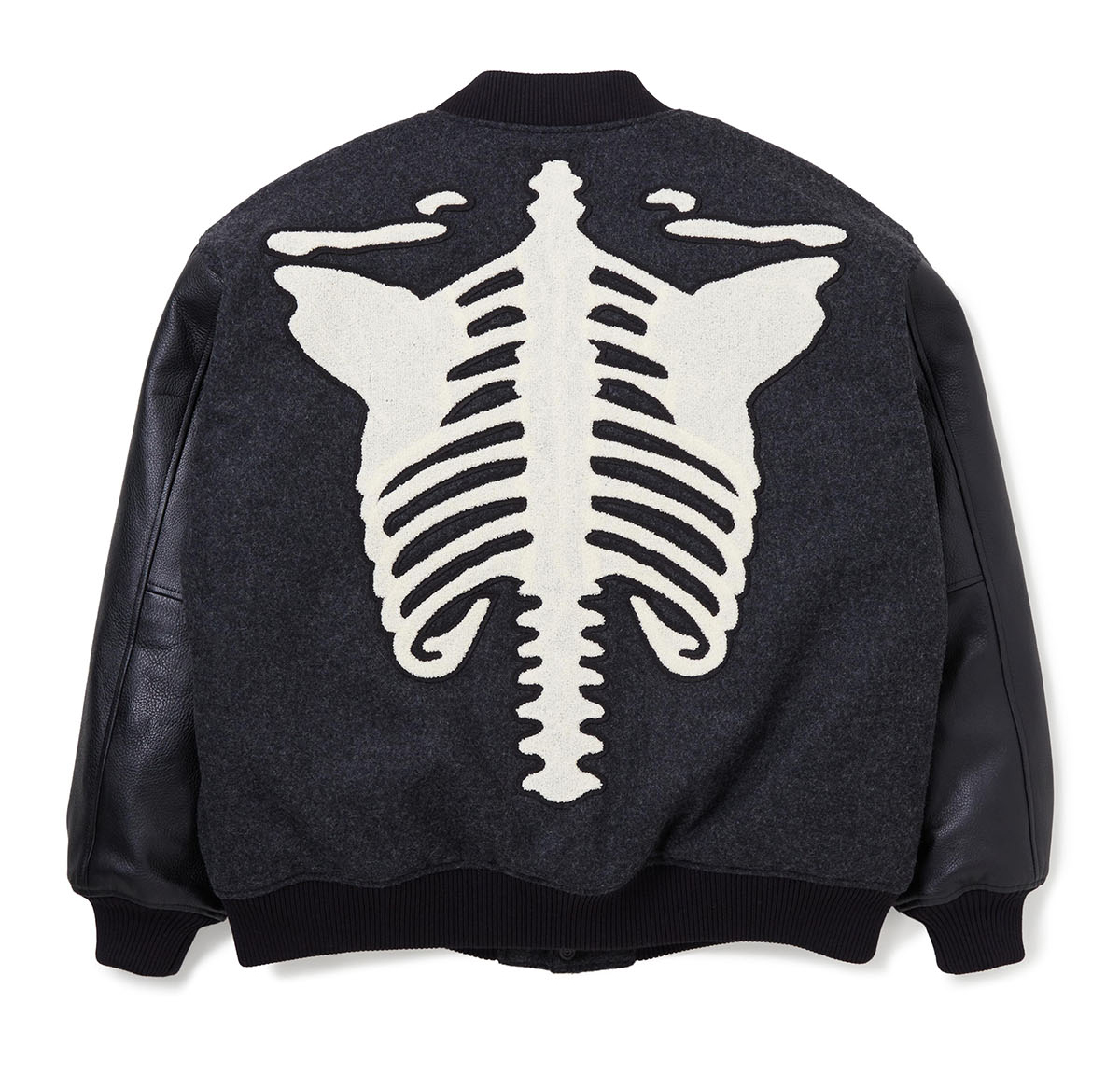 B'z HIGHWAY Xツアーパーカー XL 新品 B'z HIGHWAY Xツアーパーカー XL