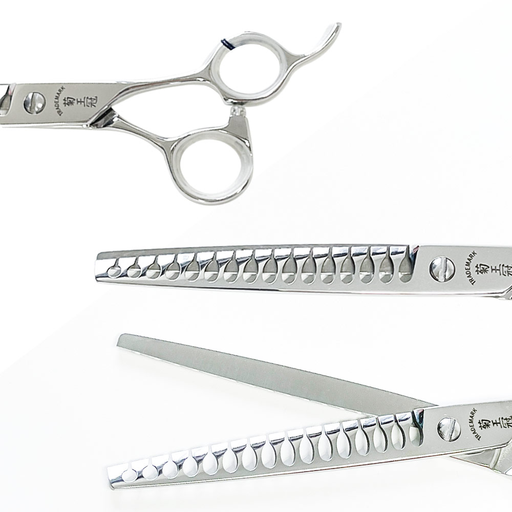 スパッと快適に切れる理美容師プロ用シザーカットバサミ圧倒的存在感