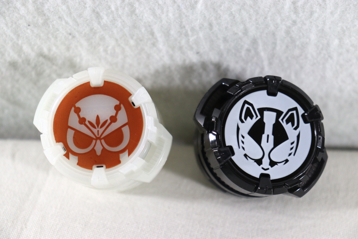 Kamen Rider Geats / DX Kamen Rider Sound Core ID Set 04 with Package