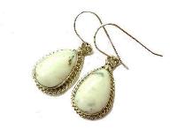 インディアンジュエリー・ホワイトバッファロー ホワイトターコイズ