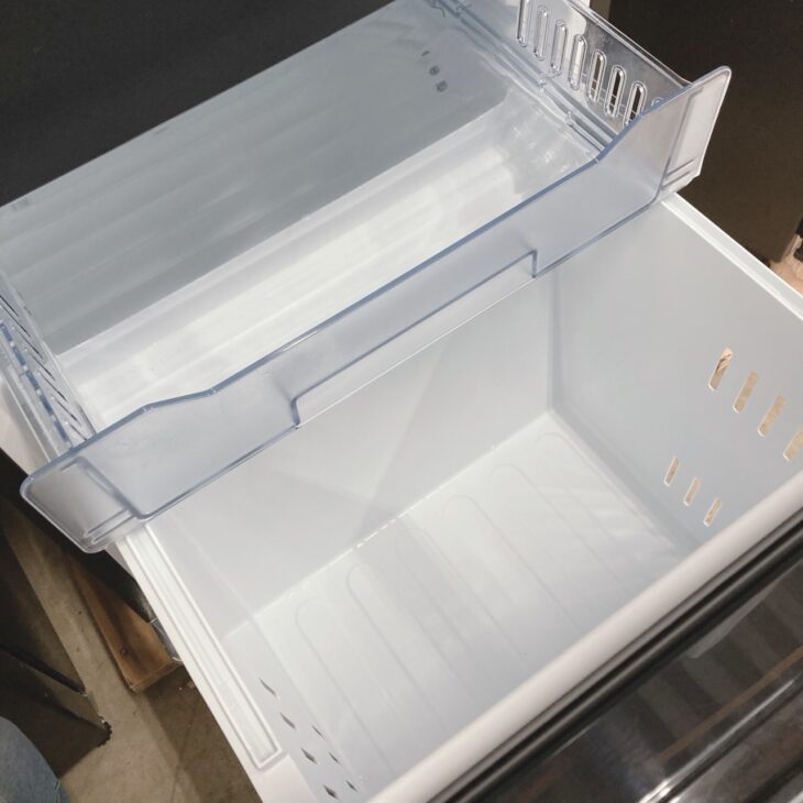 福井県鯖江市へ出張買取 ヤマダセレクト 冷凍冷蔵庫 YRZ-F15MK 2025年