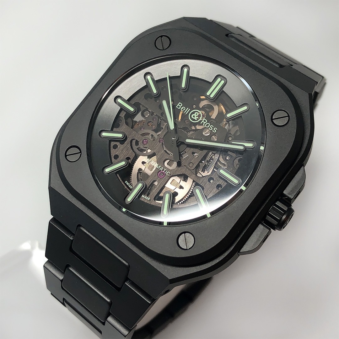 ベル＆ロス 世界限定500本の新作「BR 05 SKELETON BLACK LUM CERAMIC