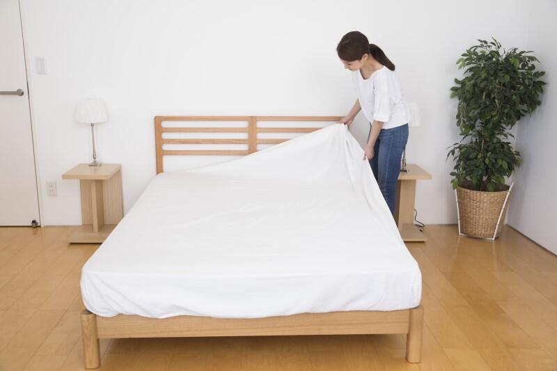 お手入れ楽々！カリモクの薄型のノンスプリングマットレスで快眠ライフ