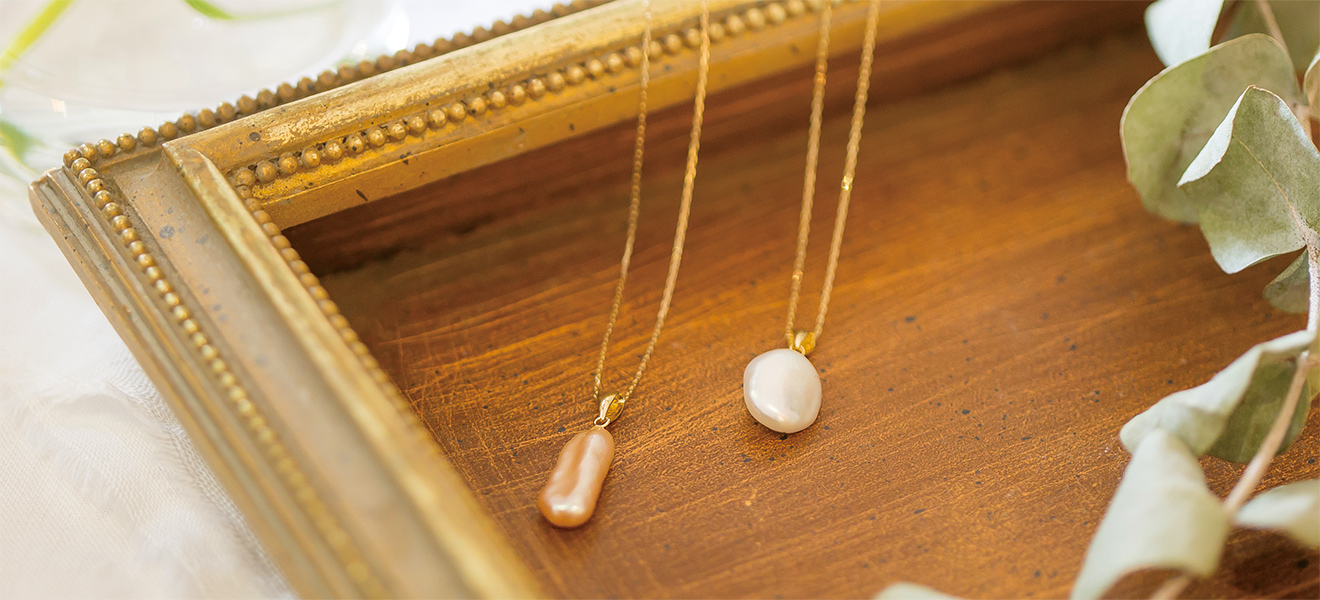 No.118 存在感際立つ“びわ湖真珠”のネックレス | 京阪ホールディングス