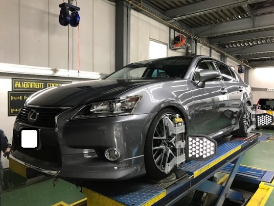 GRL10レクサスGSの車高調整＆ホイールアライメント GS レクサス