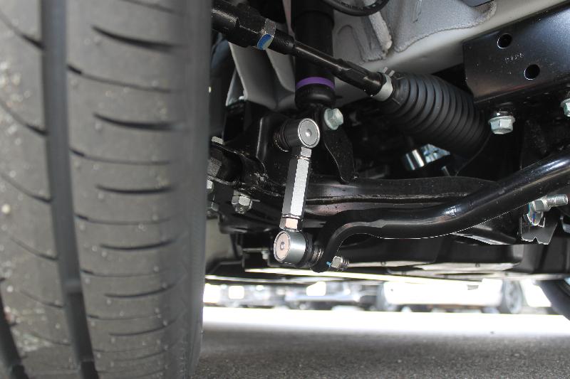 NV350キャラバン 足廻りNV350ローダウン専用アジャスタブルリンクBody