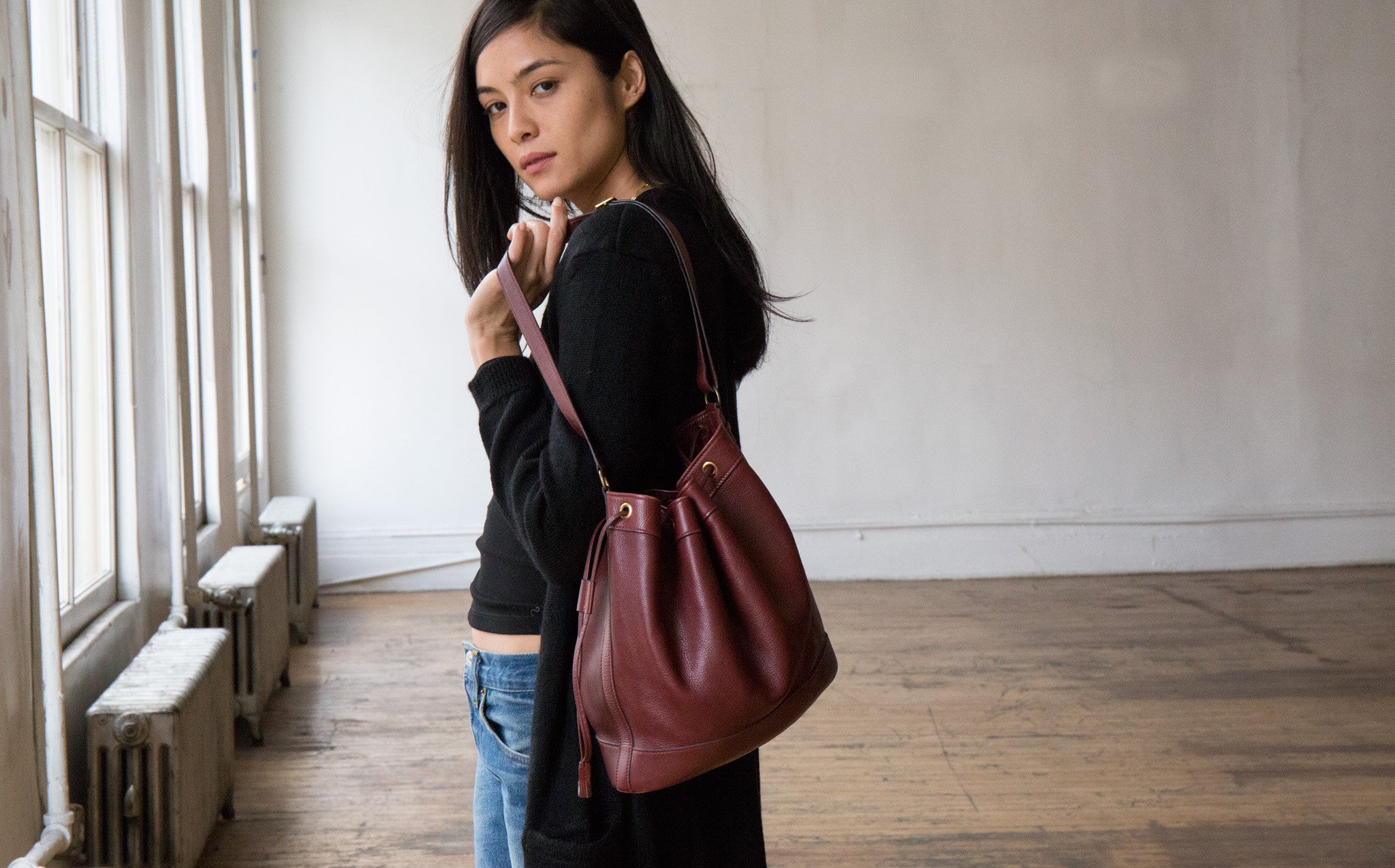 Hermés Vintage Oxblood Market Bucket Bag | Kindred Black