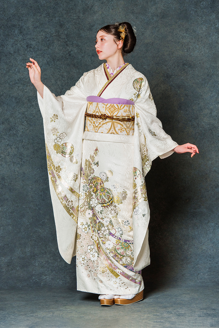 No.315 【残りわずか】【新品振袖/金彩友禅】【白】純白の振袖に金銀箔