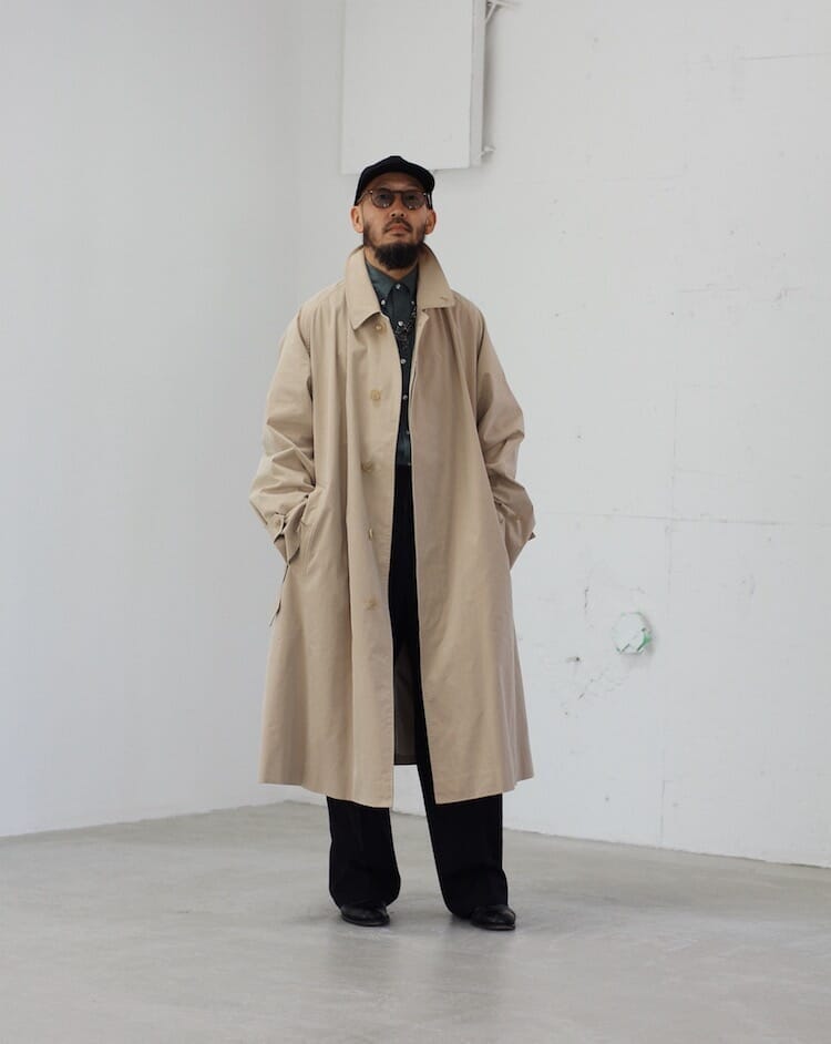 シンプルの向こう側に到達したエルイーのバルカラーコート。 | news