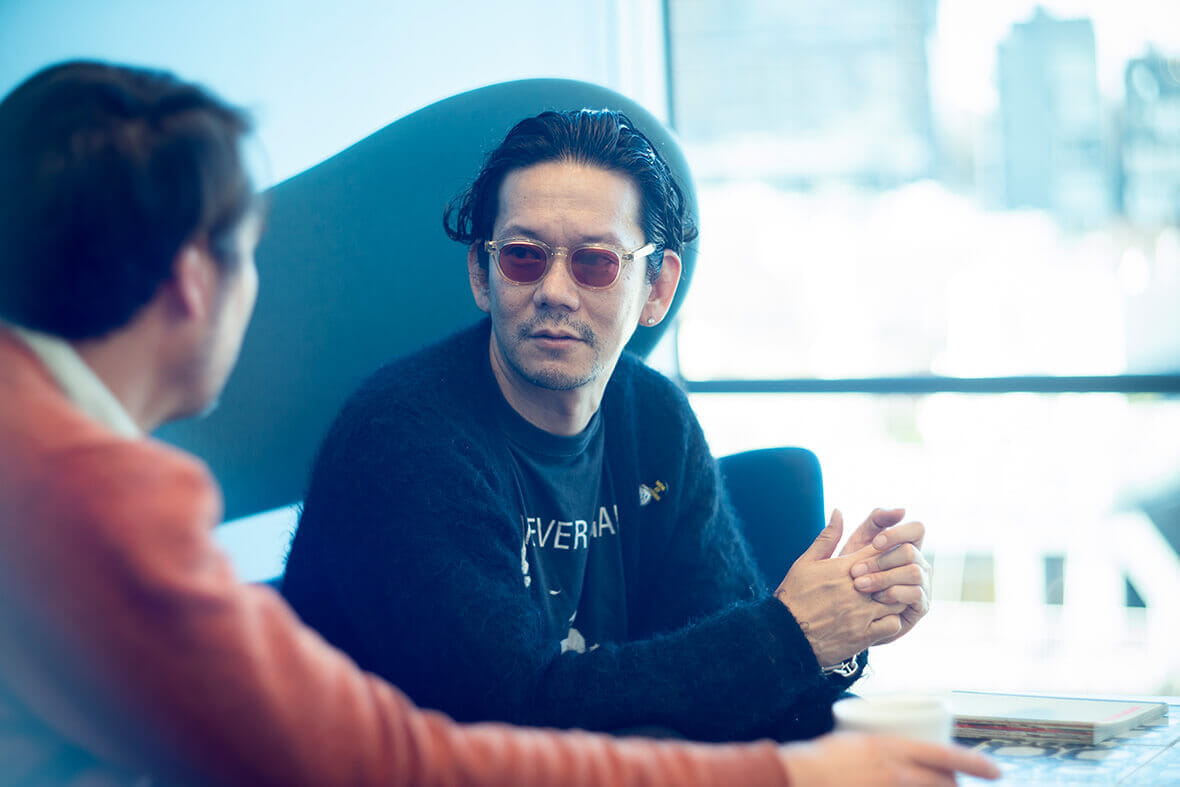 バリー・マッギーと野村訓市の四方山話。 | feature | HOUYHNHNM