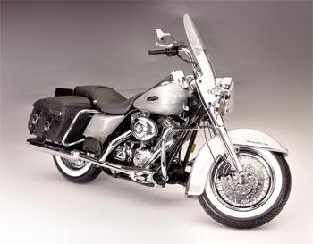 Testors 1/6 FLHRCI Harley Davidson Road King Classic