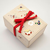 桐のお針箱（小） 〈桜〉 ｜ 桐箱・京都 堀川五条 - 株式会社箱藤商店