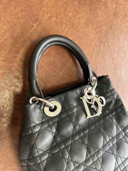 Hanakoya事例集 詳細：レディディオール ハンドル革巻き：Dior：レザー
