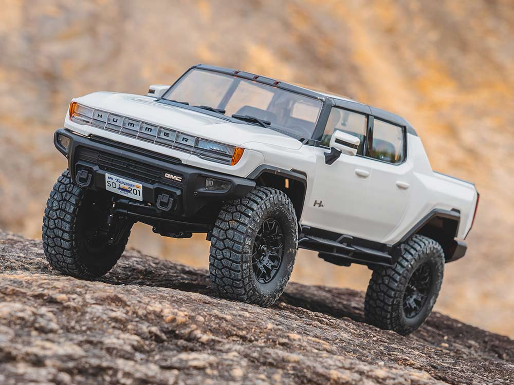 FMS 1:18 FCX18 Hummer EV Pickup Truck RTR - WHITE – HeliDirect