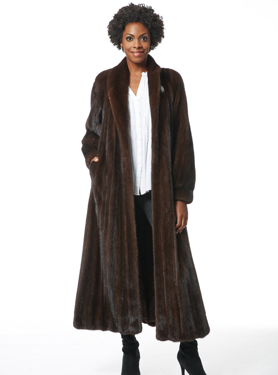 Custom-Made NAFA or SAGA Select Female Mink Fur Coat with Full