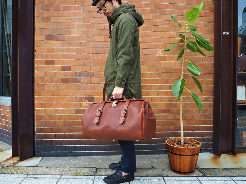 渋谷工房から特別仕様のカバンが届きました！！｜革鞄・革小物のHERZ