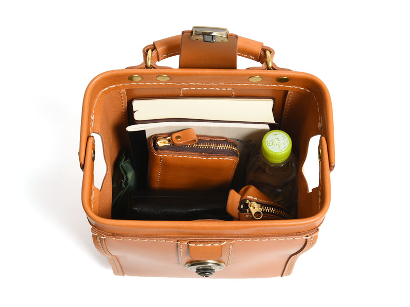 新作：ルドミニョン(R-35)｜革鞄・革小物のHERZ公式通販