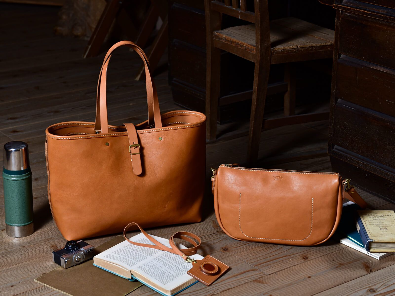 俳優の「松重豊」さんとコラボバッグを開発。クラウドファンディング