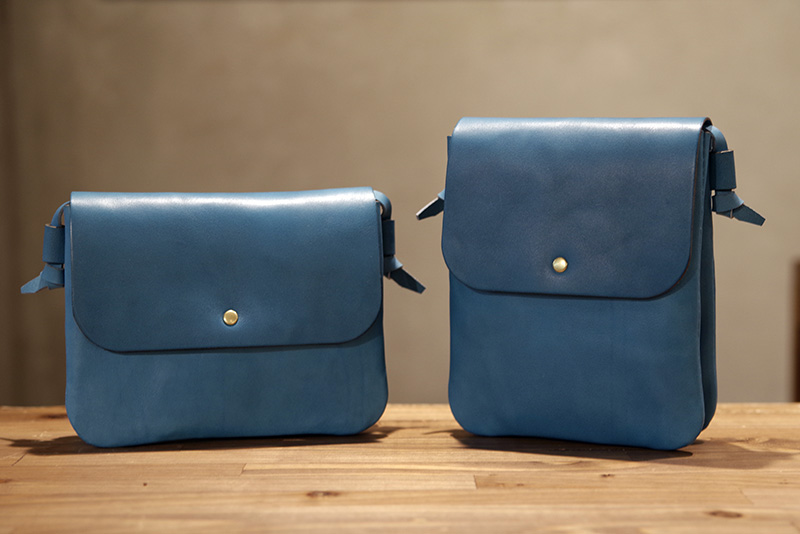 夏の限定革「セルリアンブルー」名古屋店ラインナップ｜革鞄・革小物の