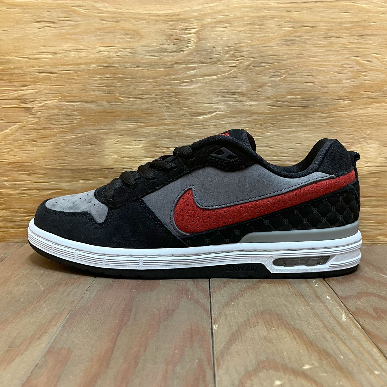 NIKE SB PAUL RODRIGUEZ ZOOM AIR LOW QS BRED | 東京のスケートボード