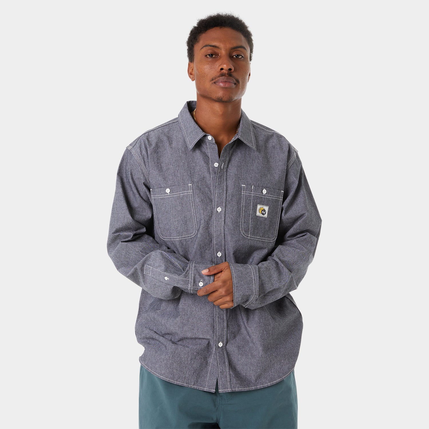 TOTAL ECLIPSE CHAMBRAY SHIRT｜TOPS & SHIRTS（トップス&シャツ