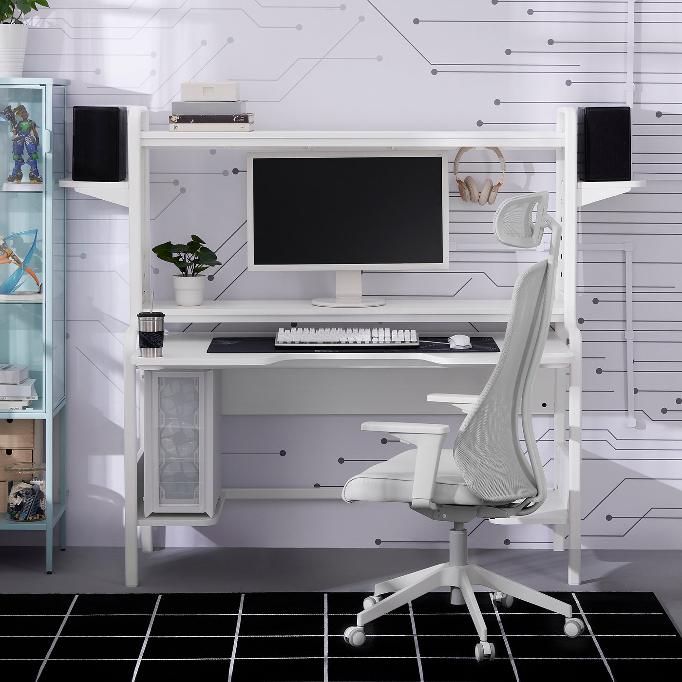 FREDDE / MATCHSPEL gaming desk and chair, white/light grey - IKEA