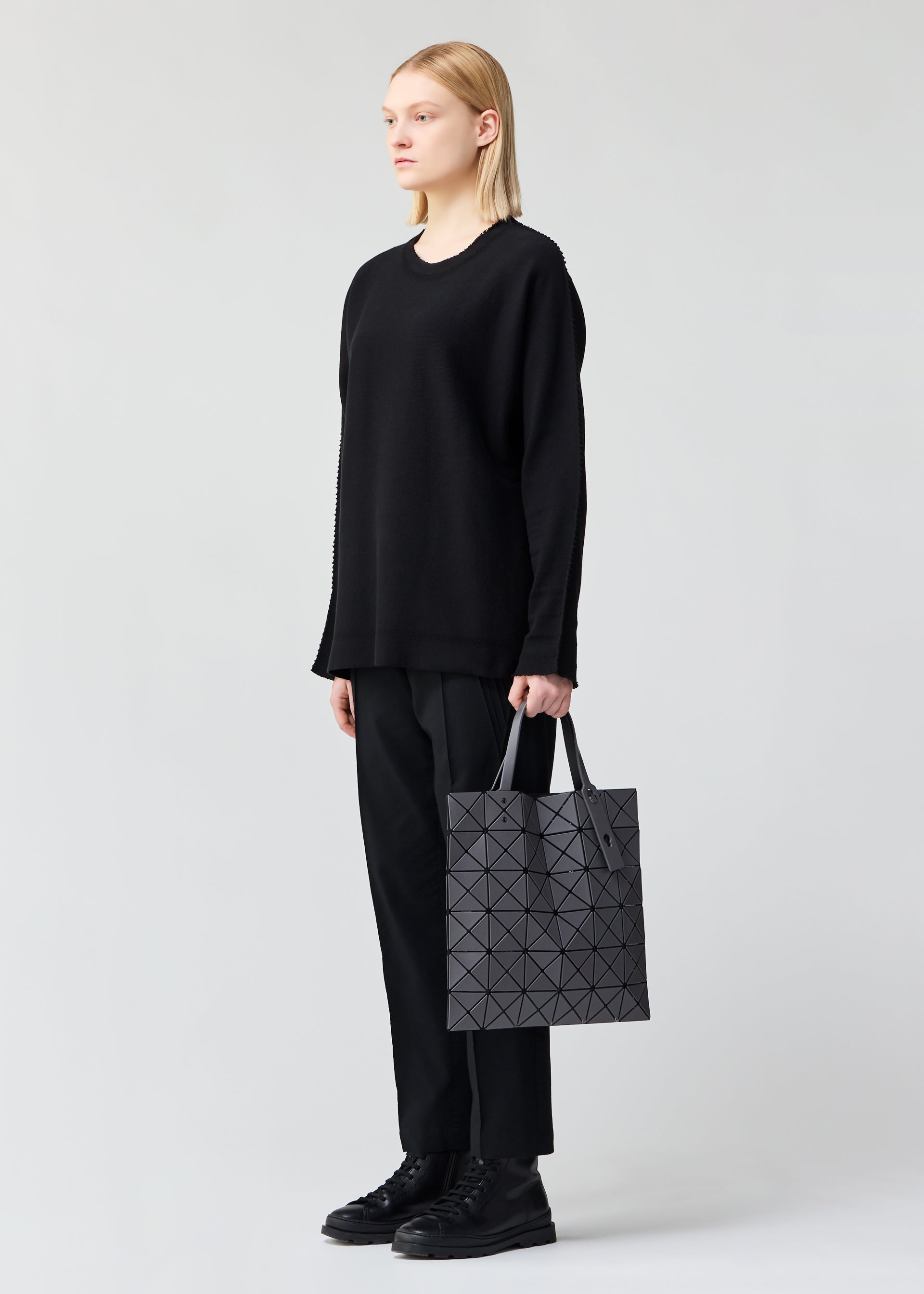 A4可 美品 バオバオイッセイミヤケ レザー トートバッグ 肩掛け ブラック