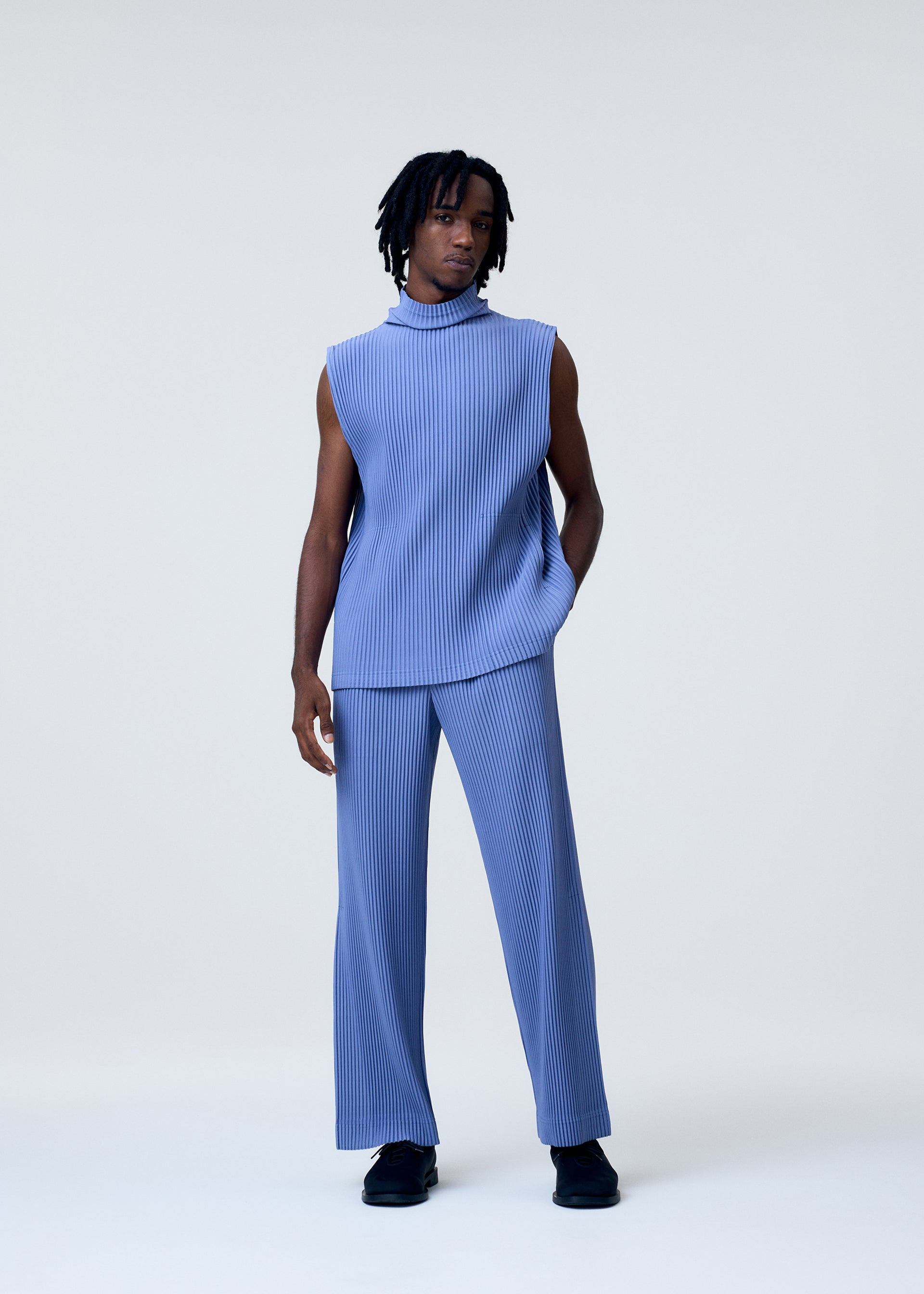 TAILORED PLEATS 1 – isseymiyake.com