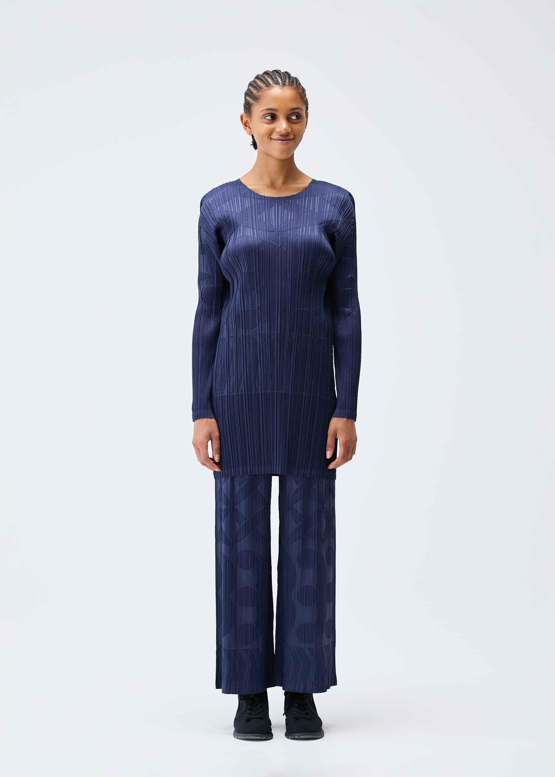 TUNE – isseymiyake.com