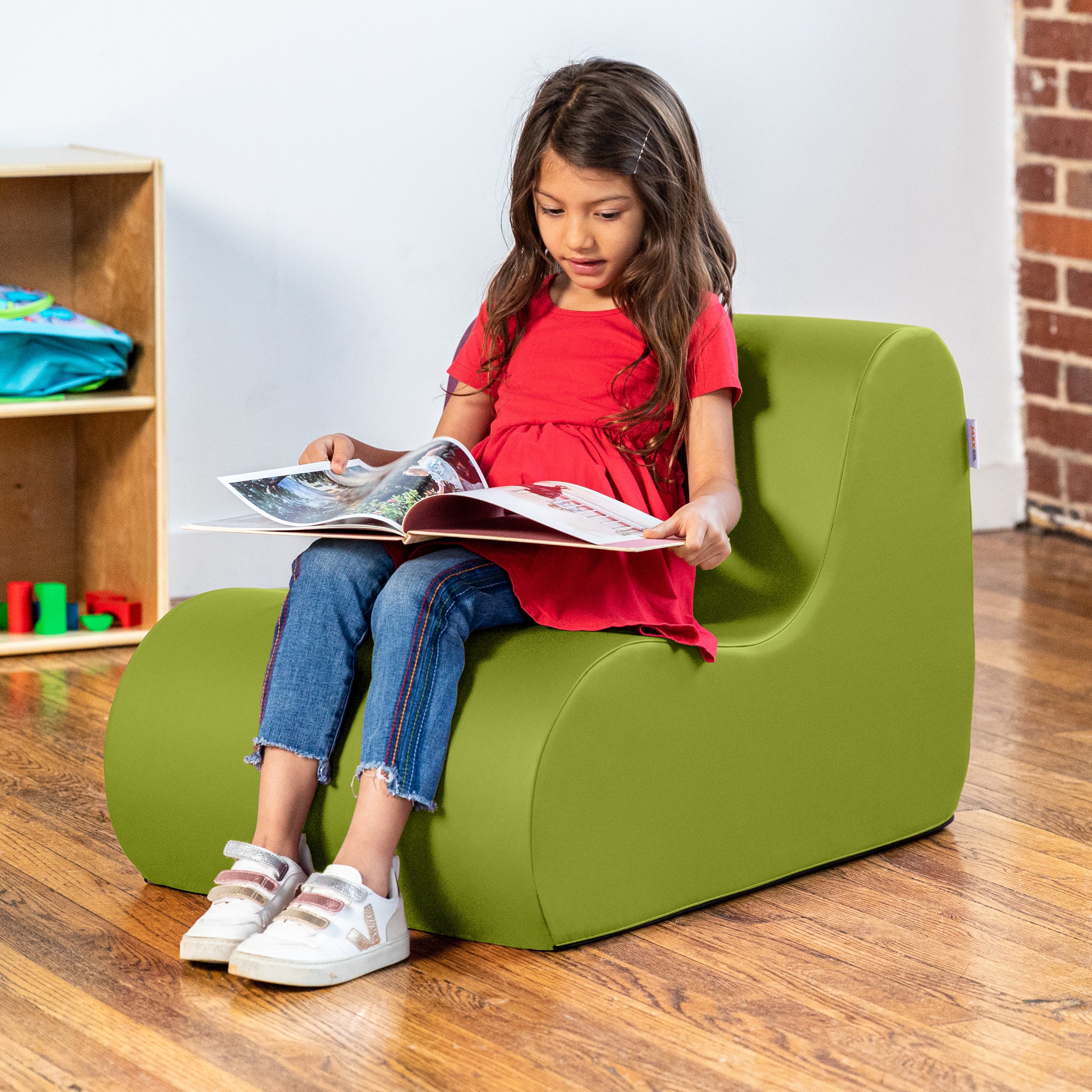 Midtown Classroom Chair with Removable Vinyl Cover – Jaxx Living