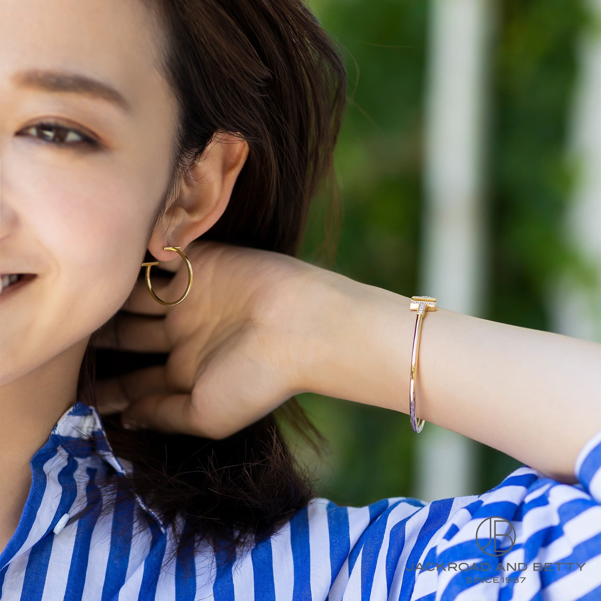 Tワイヤー フープ ピアス ミディアム[60011241 33429983] T wire Hoop