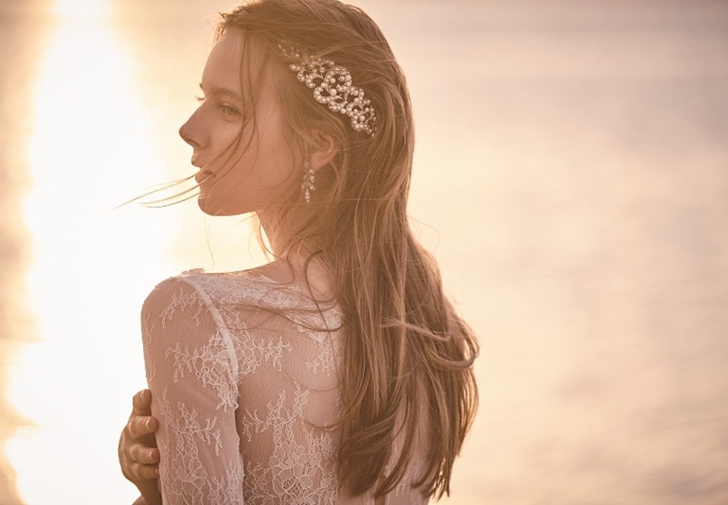 MIKIMOTO》パールが上品なブライダルヘアジュエリー をリゾート