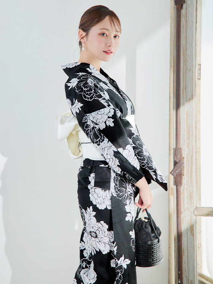 即日発送】モノトーン牡丹柄浴衣 【浴衣3点セット 浴衣/帯/下駄