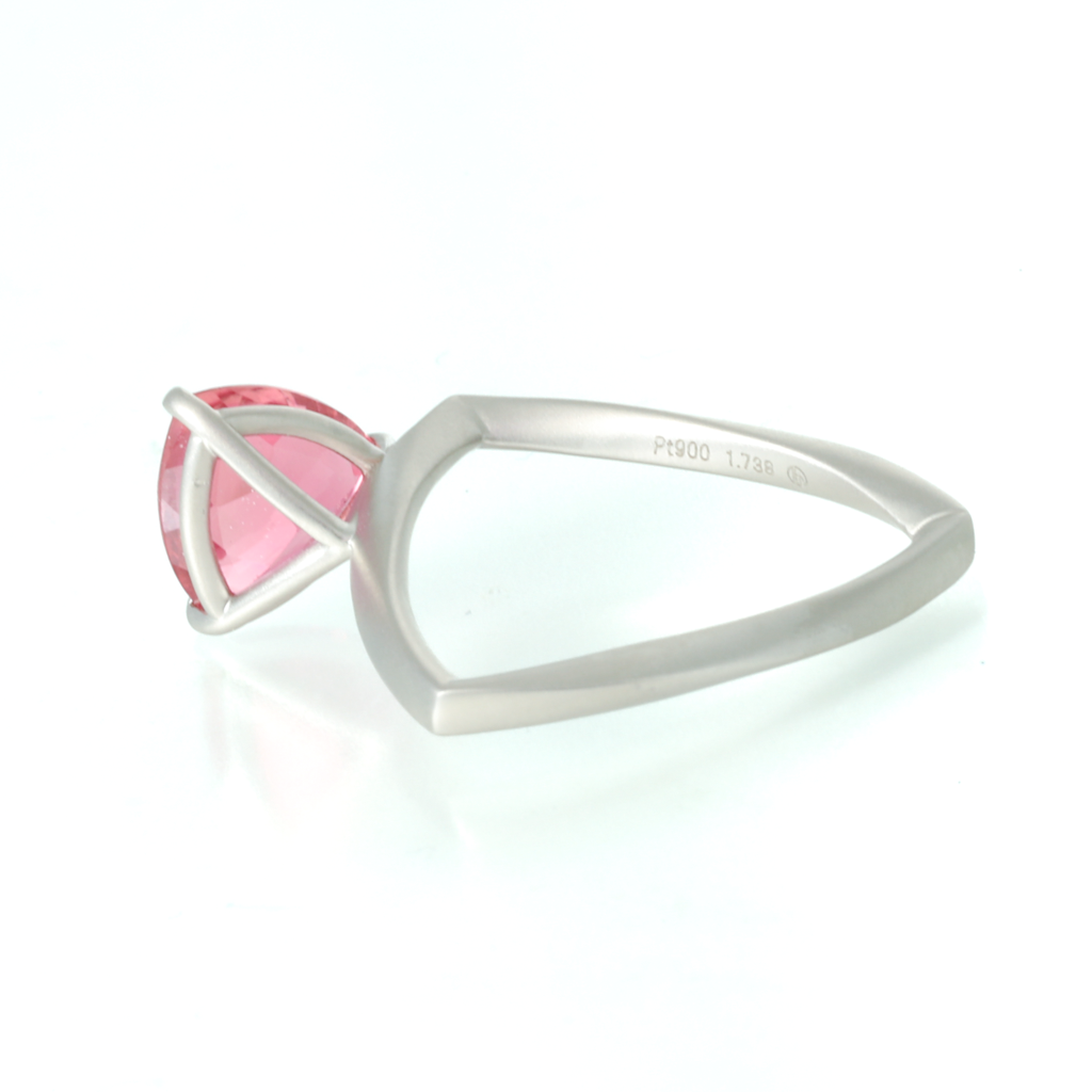 プラチナ900 ピンクトルマリン リング