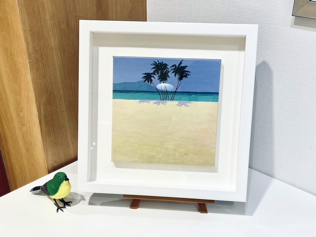 アートでハワイの海を感じるロザリー プルッシング『Palms Waikiki