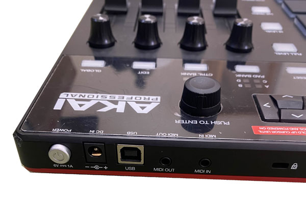 中古品】AKAI professional/USB・MIDIコントローラー/MPD226