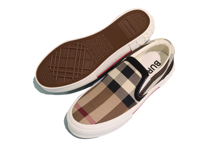 バーバリー スリッポン スニーカー | アウトレットジャパン福岡